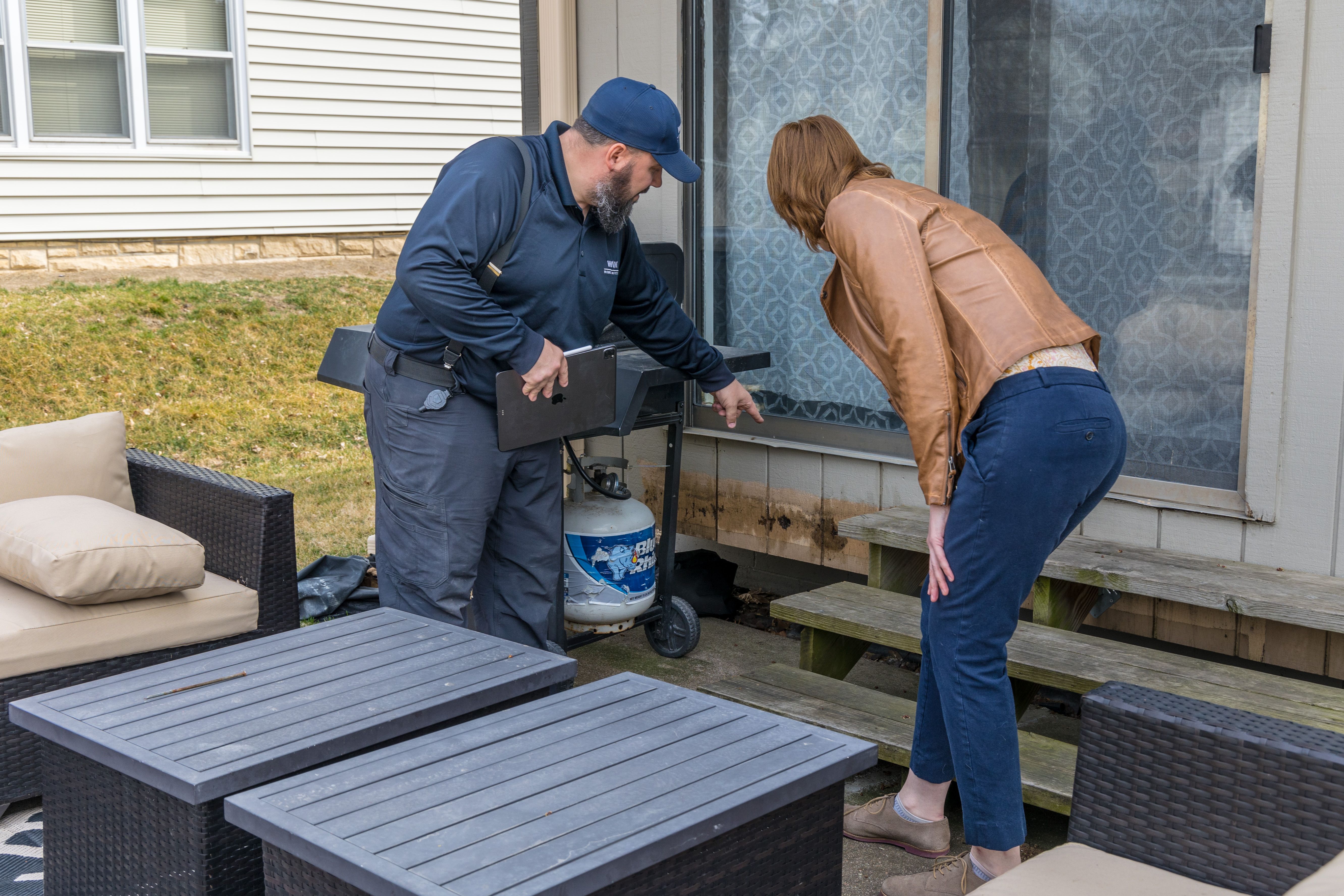 Who Pays for a Home Inspection?